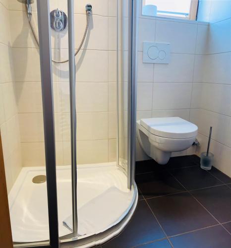Hotel Charlotte – Innsbruck, IL