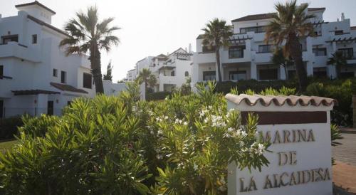  Apartamentos con vistas panorámicas al mar in San Roque