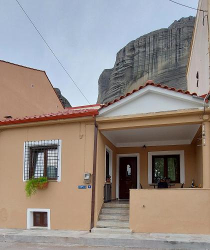 Meteora Mary's mansion