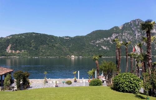 Holiday on the Lake Lugano in Bissone