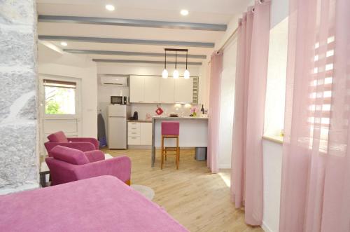 Studio Apartment room in Kotor Center W