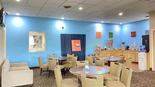 Travel Inn - image 7