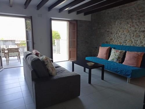 L'horitzó I (L'horitzo I) in El Pujol