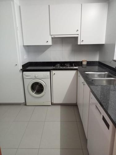 L'horitzó I (L'horitzo I) in El Pujol