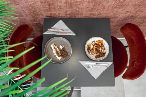 The Marblous Athens - image 10