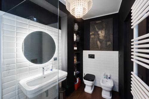One-Bedroom Apartment image 10
