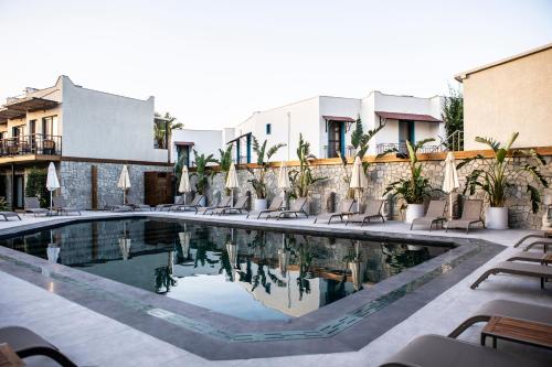Swimming pool, KHAI HOTEL BODRUM in Ortakent