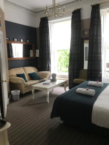 Albyn Town House Bed and Breakfast in Merchiston