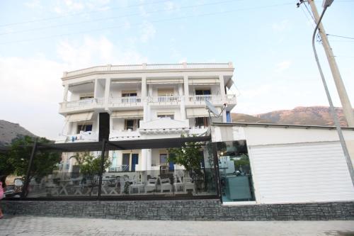 . Hotel Kristal Borsh