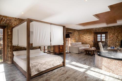 Sauna, EL PALACETE SOÑADO o (EL PALACETE SONADO o) in Penanes