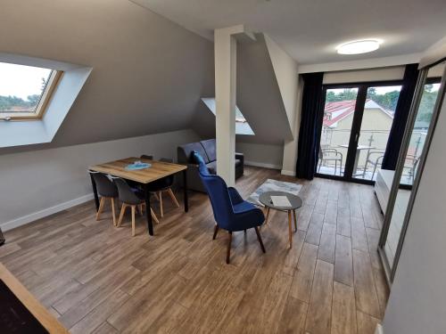 Studio Apartment image 10