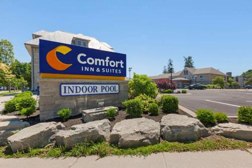 Comfort Inn & Suites Thousand Islands Harbour District