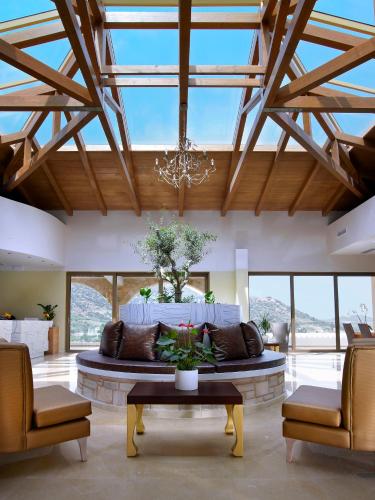 Lobby, Filion Suites Resort & Spa in Geropotamos