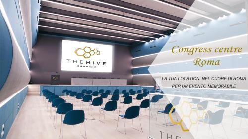 The Hive Hotel - image 9