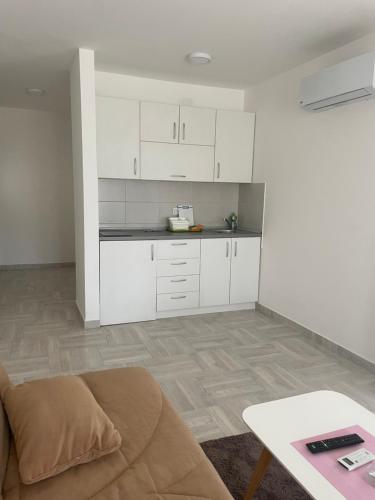 Konyha, Luna Apartments in Glavati