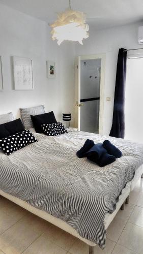 Two-Bedroom Apartment image 8