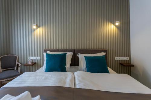 Heritage Hotel Petrakija - image 2