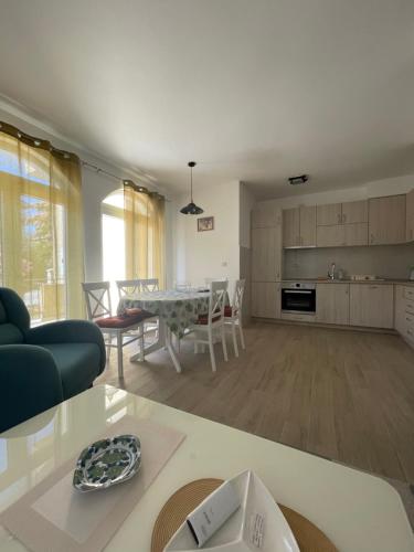 virtuve, Luna Apartments in Glavati