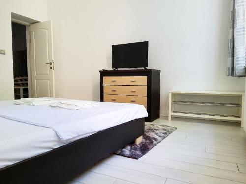 Smart Home Within Walking Distance Of The Beach