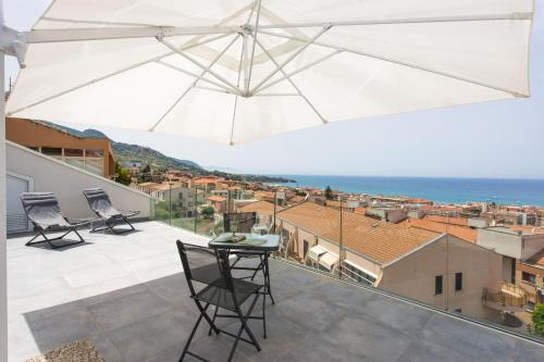 Una Terrazza vista mare su Cefalu'