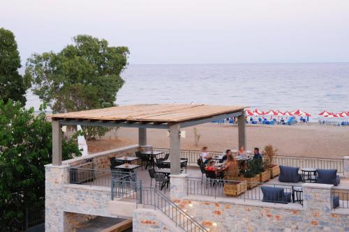 Margo Beach Hotel - main image