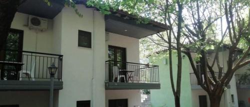 Meteora Garden – Kalampaka, KY