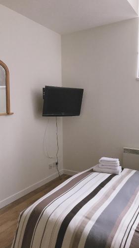 Heart Of Aberdeen City Centre 3 Bedrooms Apartment