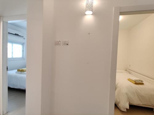 Two-Bedroom Apartment room in 2BDR Holiday Home by Mezizim Beach and TLV Port!