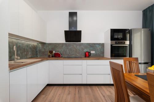 Villa Vires - image 2