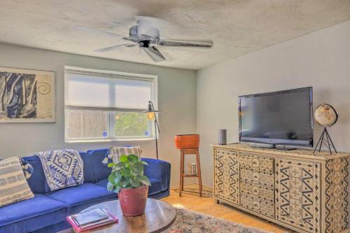 Chic Bungalow Yard and Fire Pit about 2 Mi to Downtown in Santa Fe, USA
