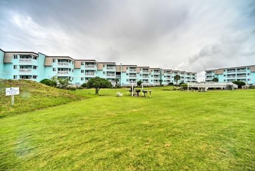 Chic Condo with Balcony and Pool - Walk to Beach! - image 7