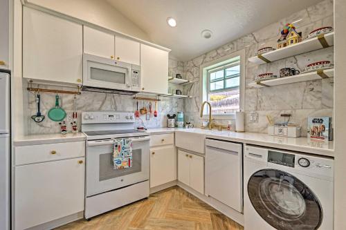 Bright Cottage Unit 8 Miles to Disneyland! - image 6