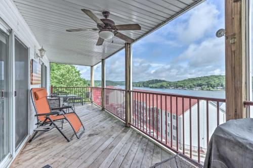 B&B Camdenton - Condo on Lake of The Ozarks with Pool and Dock! - Bed and Breakfast Camdenton