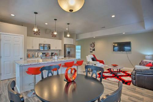 5 Mi to Dtwn: Family-Friendly Fort Worth Home - White Settlement, TX