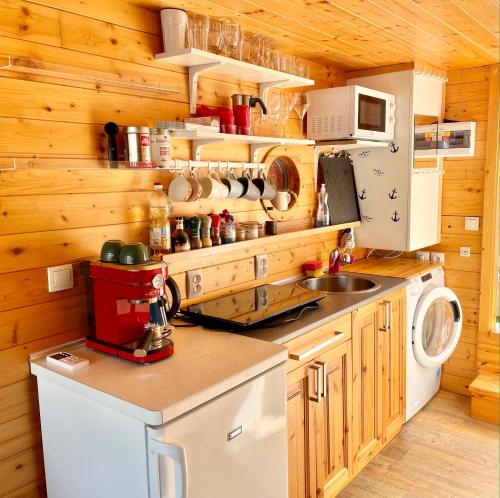 Houseboat Ginger Prague