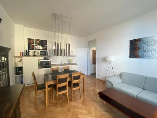 attraktives 2-Zimmer-Apartment im Stadtzentrum in Rudolstadt, Deutschland