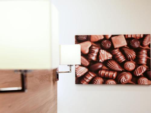 The Chocolate Box Hotel - image 12