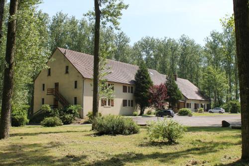 Ieeja, Hotel La Peupleraie in Nampont