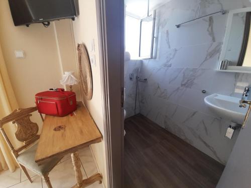  Anthemio in Loutraki