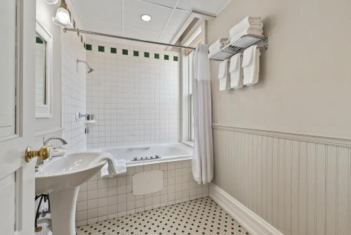 1 twin bed