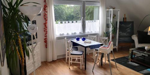 Künstler Ferienwohnung 3 Zimmer Küche Bad zentrale Lage