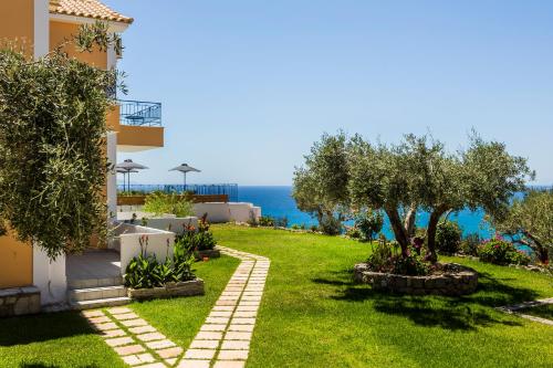 Afrato Village Sea View apartments 3