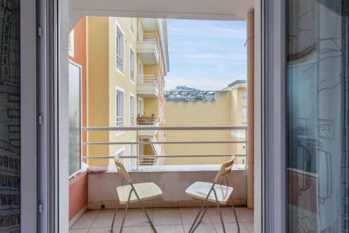 Nice flat with balcony 2 min from the beach - Welkeys - Location saisonnière - Nice