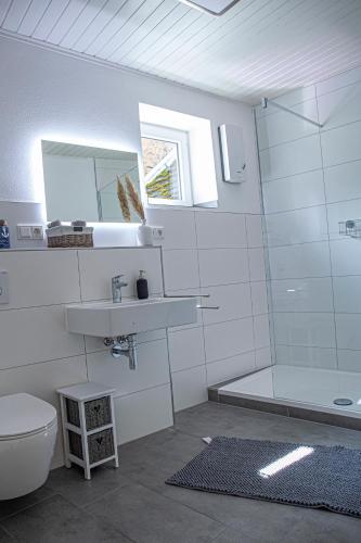Bathroom, Suite Cuvee Zell in Merl