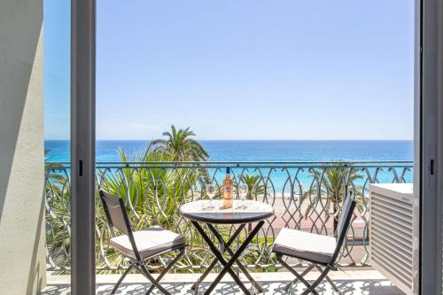 Charming studio with balcony and sea view in Nice - Welkeys