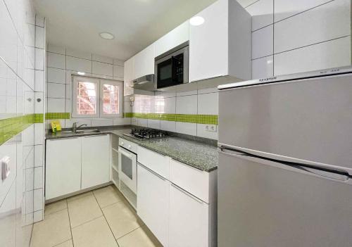 Two-Bedroom Apartment image 3