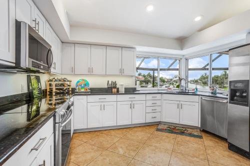 Marco Island Paradise - image 8