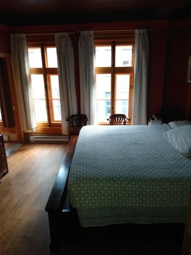 Auberge L'Intendant - image 5