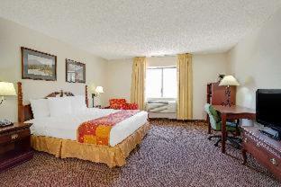 Baymont by Wyndham Tucson Airport - Hotel - Tucson