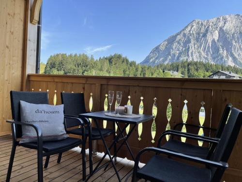  Grimmingblick Apartment 206 by AA Holiday Homes in Tauplitz